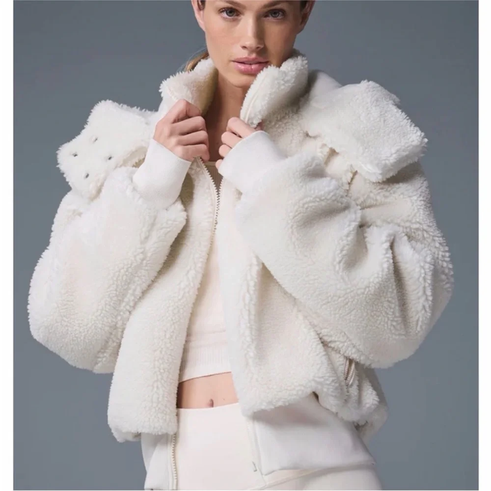 ALO Yoga Cream Teddy Jacket - Picture 3 of 6